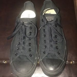 All black canvas converse